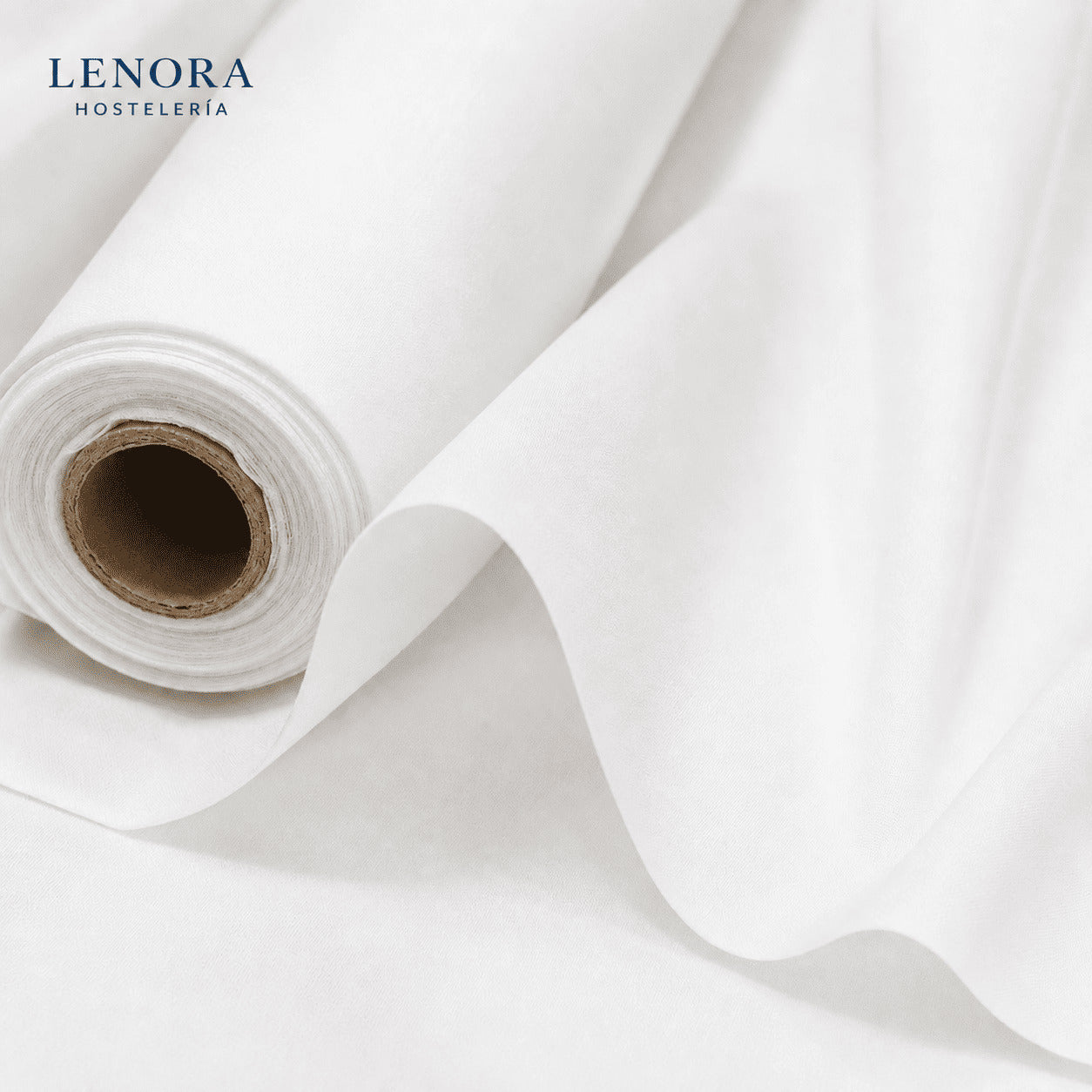 Rollo de tela blanca en pieza para confección de textil de hostelería