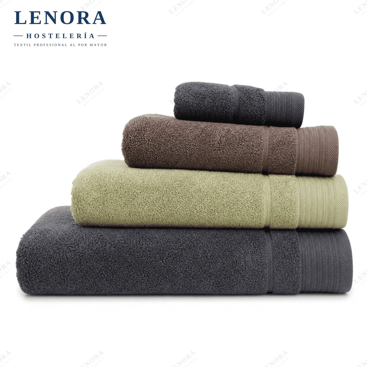 Toallas de color 600 g/m² apiladas en marrón, verde y antracita