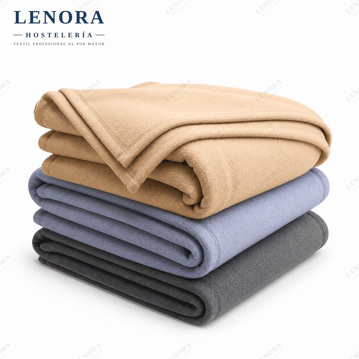 Mantas ignífugas dobladas en camel, azul y gris