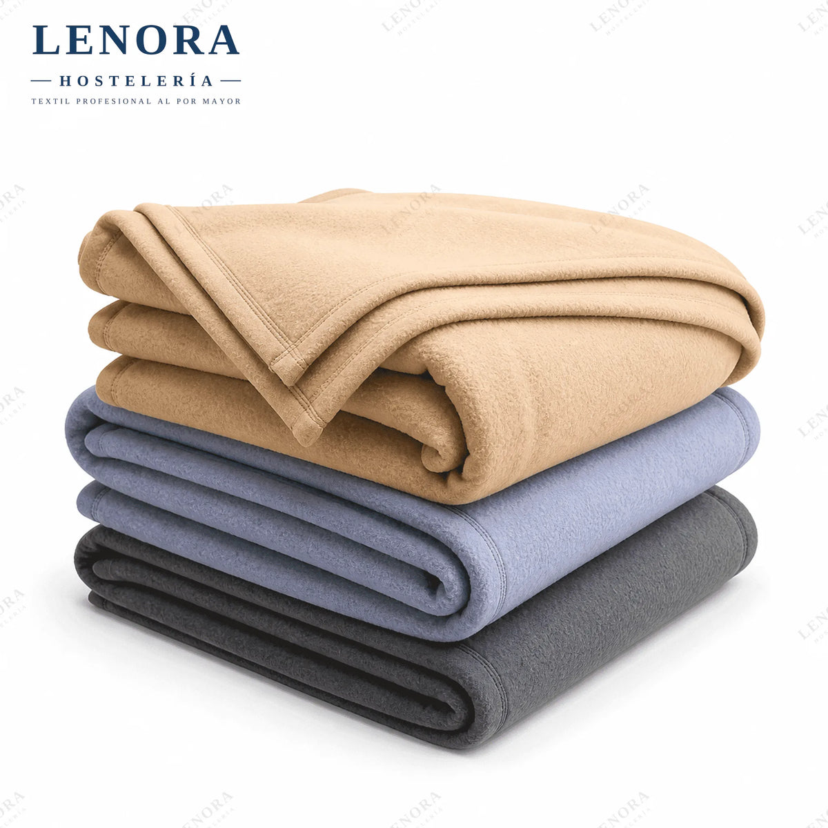 Mantas ignífugas dobladas en camel, azul y gris